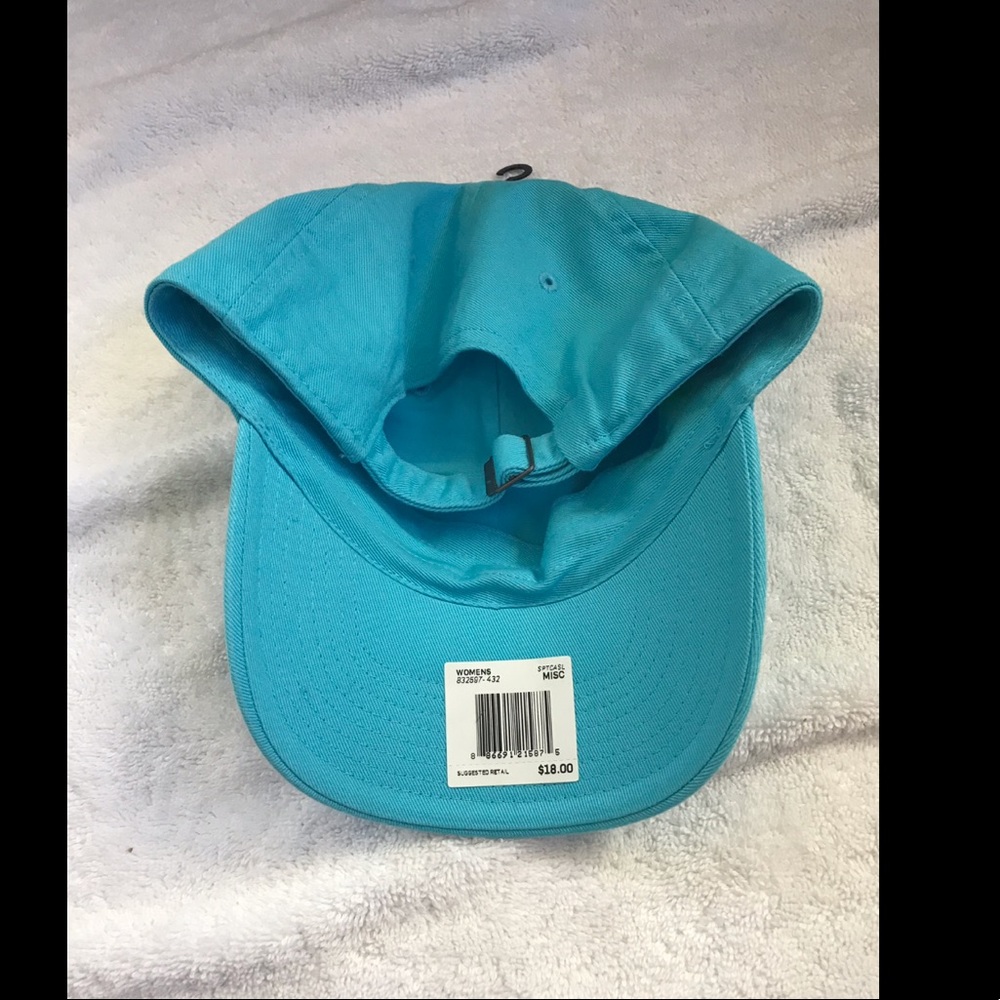 🌸2 for $25🌸 Nike heritage baseball cap - Picture 2 of 2